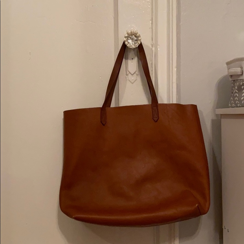 Madewell Transport Tote- Saddle